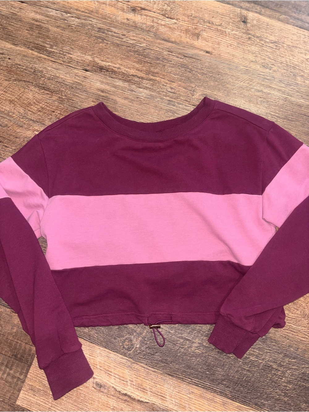 Buffbunny cropped crewneck sweater